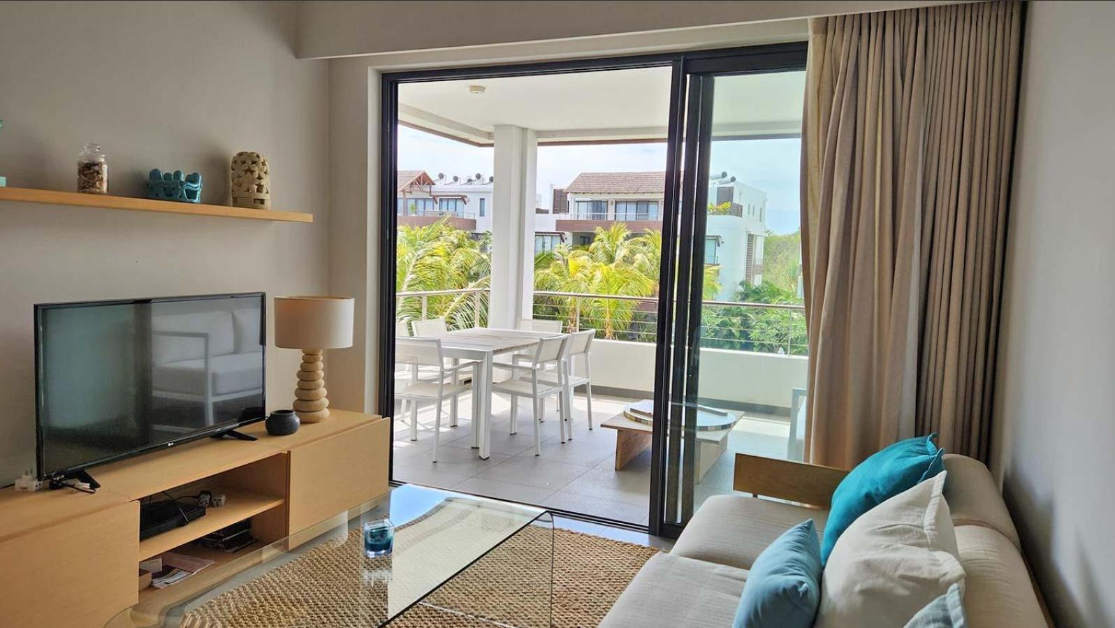 Appartement Le Dauphin Du Lagon Bleu - Plages De Mont Choisy Et De Trou Aux Biches Grand Baie Exteriör bild